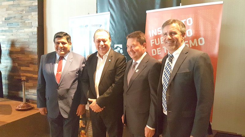 Santos inauguró en Ushuaia una conferencia sobre gastronomía y turismo y dijo que la actividad crece