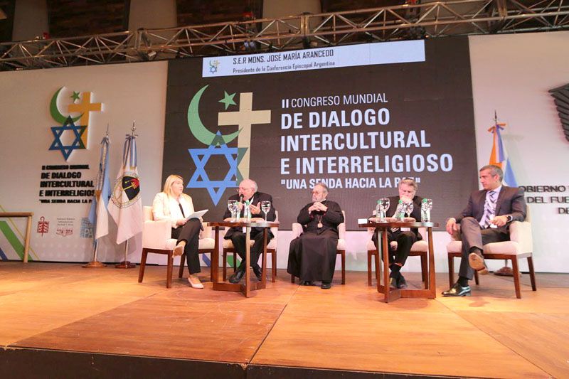 Con un llamado unánime por la paz, cerró el Congreso Mundial de diálogo intercultural e interreligioso
