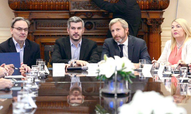 Macri se comprometió a “revisar y realizar modificaciones al proyecto de impuestos internos”