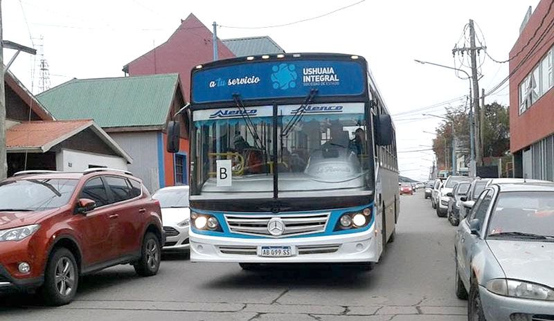 La UISE busca llevar la tarifa de colectivos a $13,92