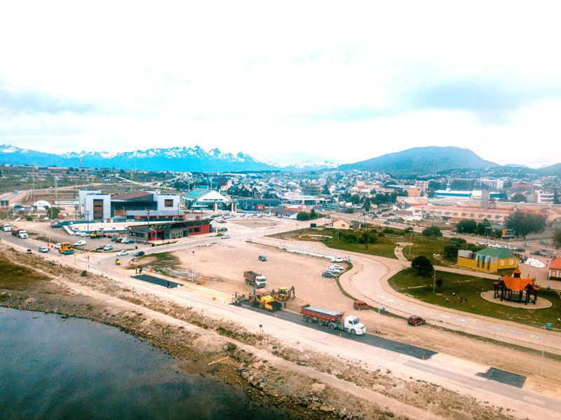 Continúa la reparación de avenidas y calles