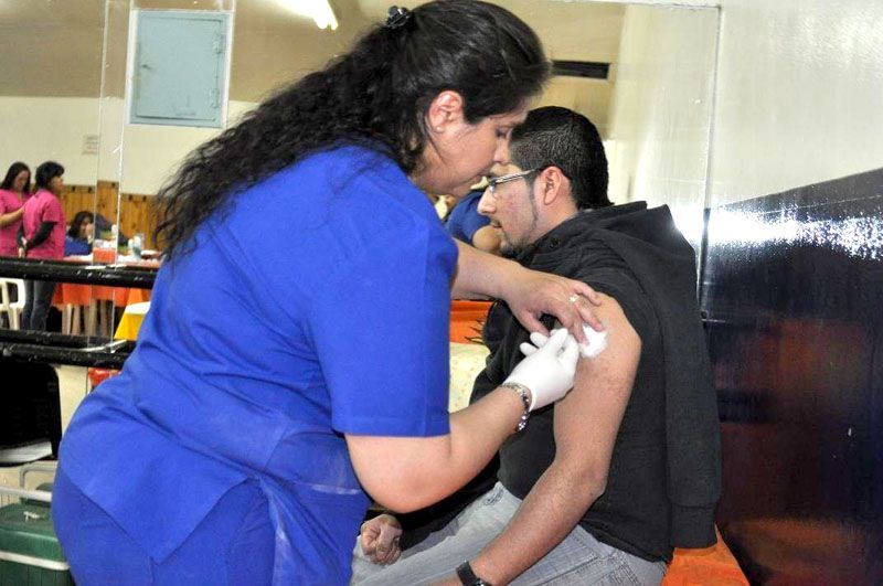 Más de 1100 fueguinos ya se vacunaron contra la fiebre amarilla