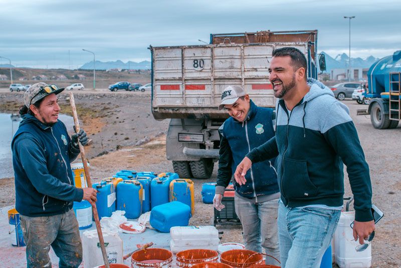 Vuoto y su gabinete realizaron trabajos en la costanera