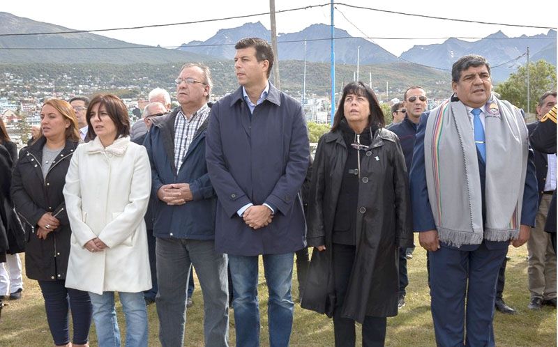 Se conmemoró en Ushuaia el Día de la Antártida Argentina