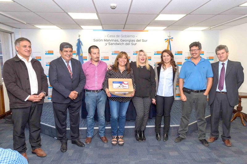 “Estamos en un proceso de reconversión hacia la industria del software y la robótica”