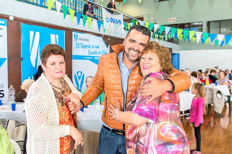 Vuoto compartió el cierre de las colonias de verano para adultos mayores 