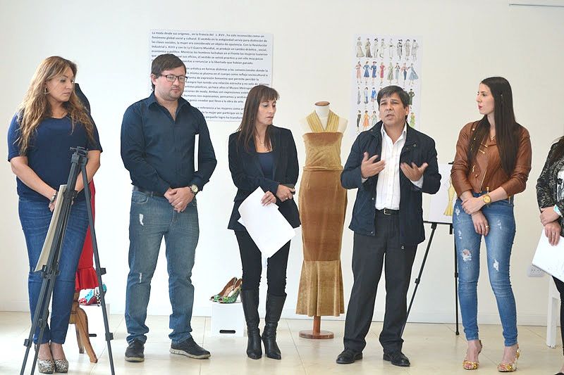 Muestra homenaje a las Mujeres en el Centro ‘Nueva Argentina’