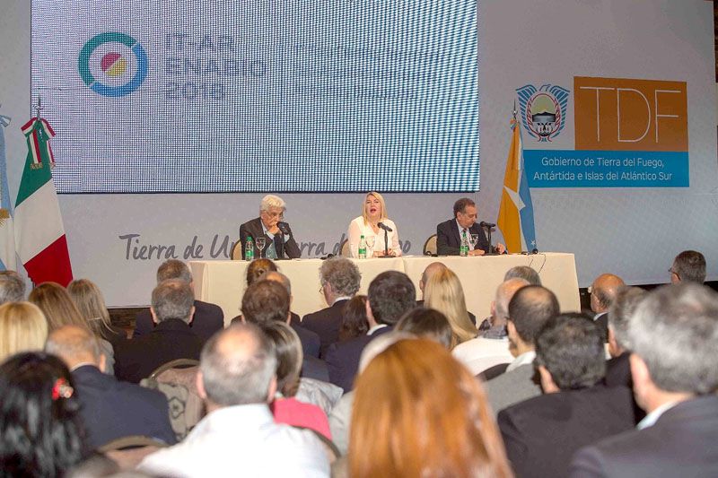 Bertone y Barañao abrieron el foro científico ítalo-argentino