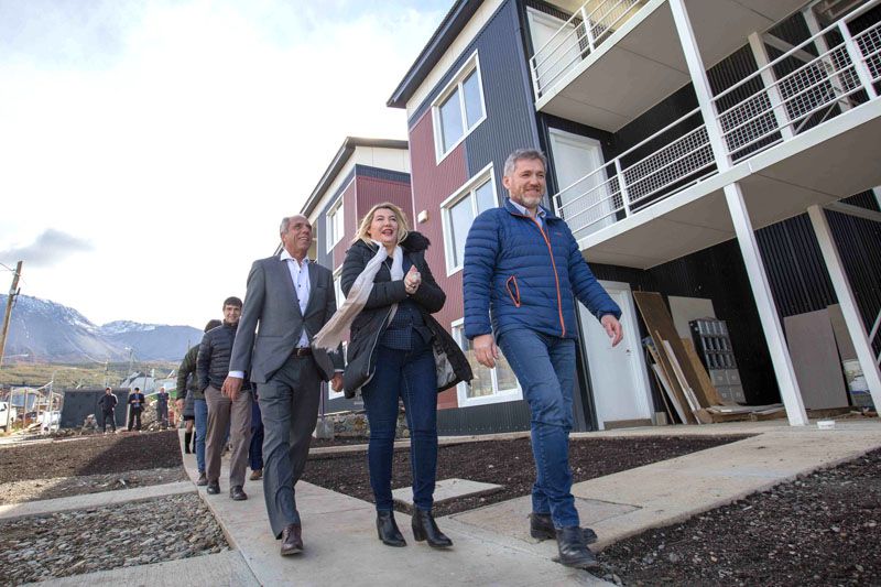 Bertone firmó convenio por 120 millones de pesos para obras de infraestructura