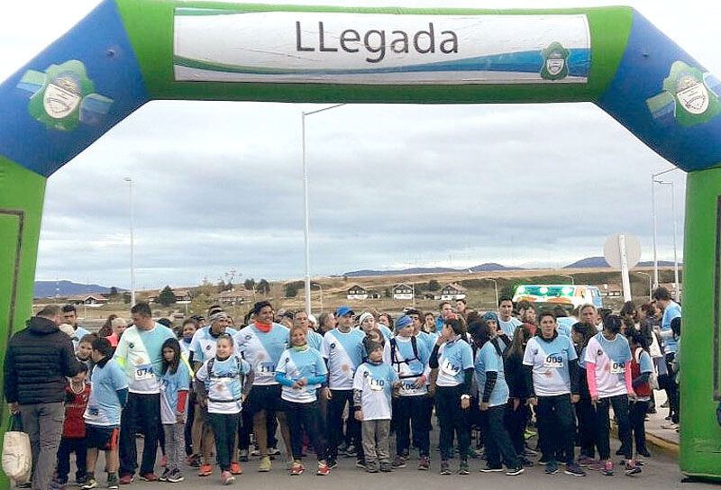 Más de 300 personas corrieron por Malvinas en Ushuaia