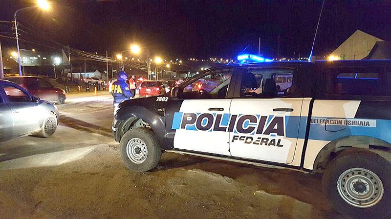 Fuerzas federales realizan controles vehiculares, poblacionales y recorridas periféricas en Ushuaia