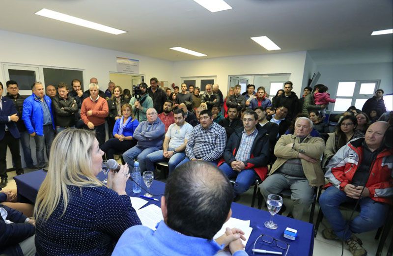 Se firmó el contrato para iniciar una obra que beneficiará a 50 mil vecinos