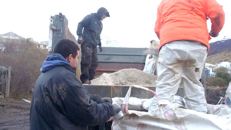 El Municipio mantiene calles, accesos y espacios públicos ante las bajas temperaturas