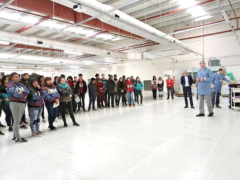 Estudiantes secundarios visitaron Digital Fueguina