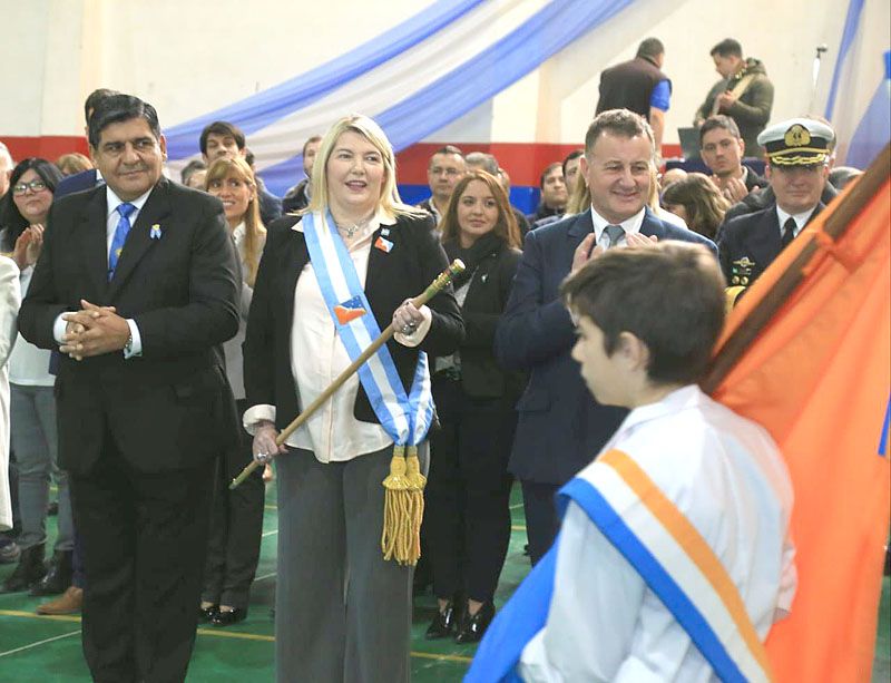 En el Día de la Independencia, Bertone pidió defender la ley de promoción industrial
