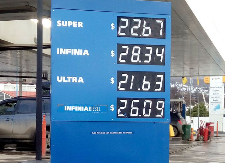 YPF incrementó un 4% promedio sus combustibles