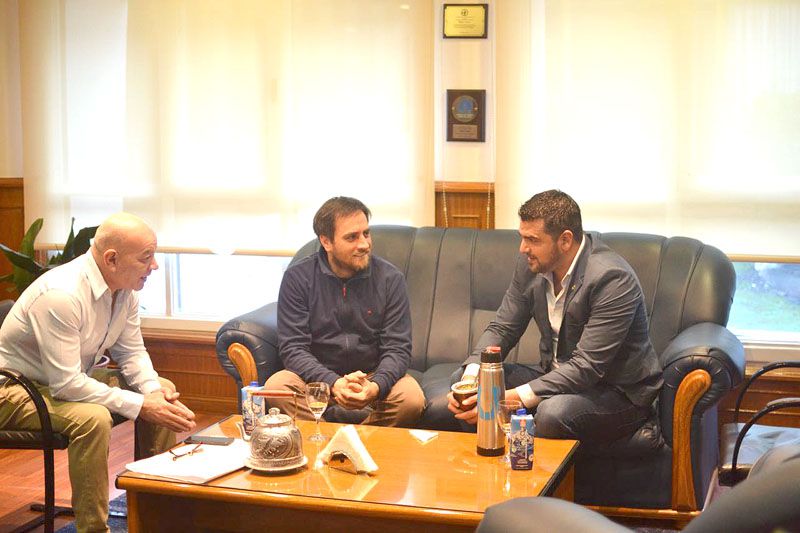 El intendente Vuoto recibió al diputado Juan Cabandié