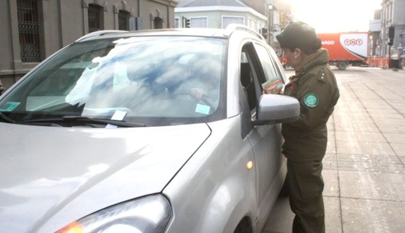 Autoridades chilenas ratificaron las multas por los vidrios polarizados