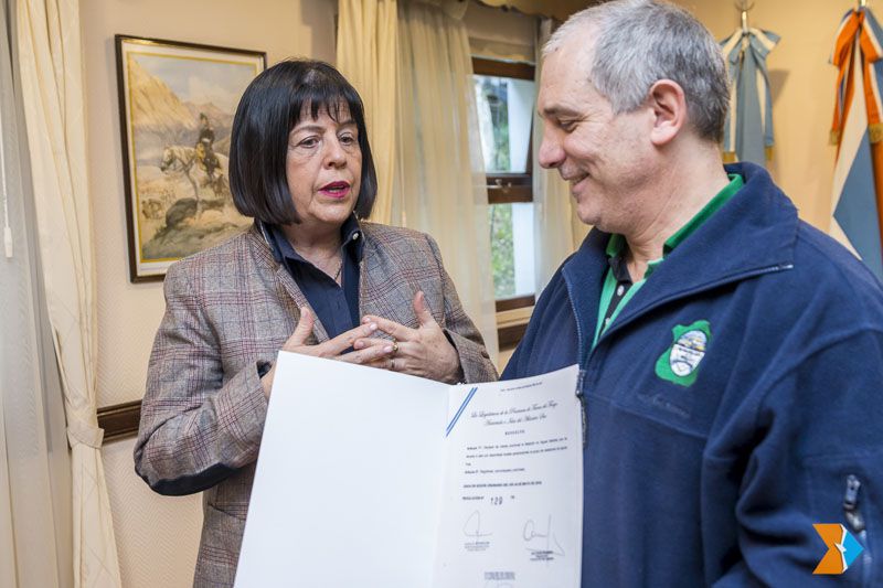 El Parlamento declaró de interés provincial el nado en aguas frías