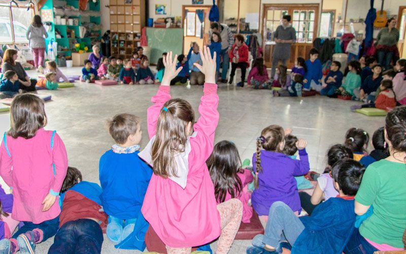 De la mano de los niños y de antiguos pobladores reviven los juegos del ayer