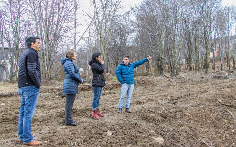 La Municipalidad trabaja en apertura de calles y tendido de infraestructura en el macizo L9A