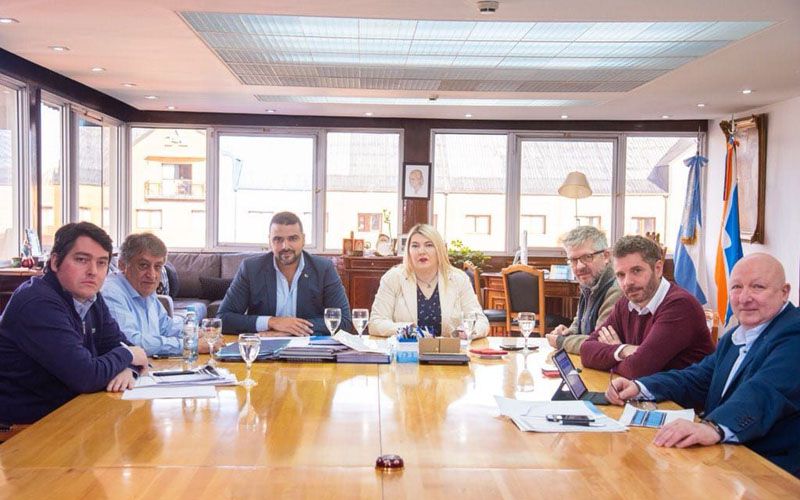 Contra el ajuste, más trabajo, producción y federalismo