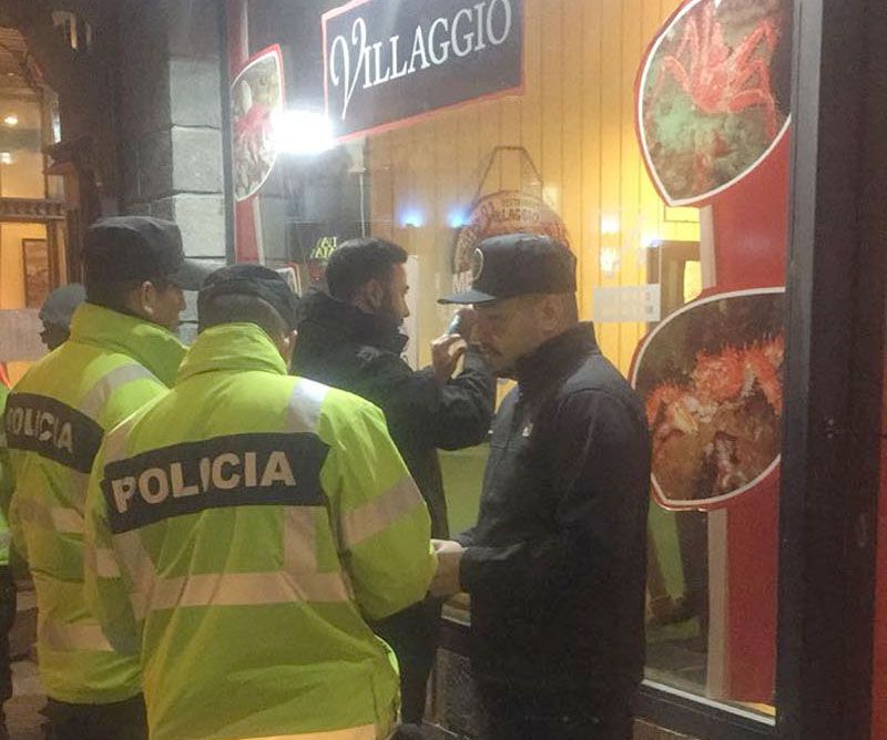 Desbaratan una banda que clonaba tarjetas de crédito y débito