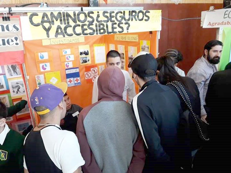 Feria de Ciencias: Alumnos de la Kayú Chenén avanzan a la instancia provincial