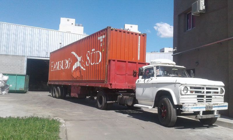 57 toneladas de papel, llaves y tapitas ya llegaron a Fundación Garrahan
