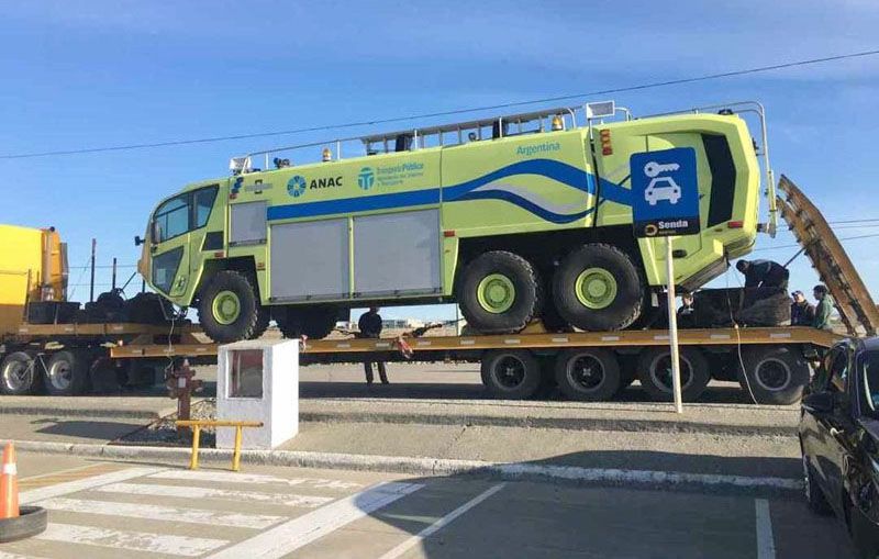 Arribó una nueva autobomba al Aeropuerto de Río Grande