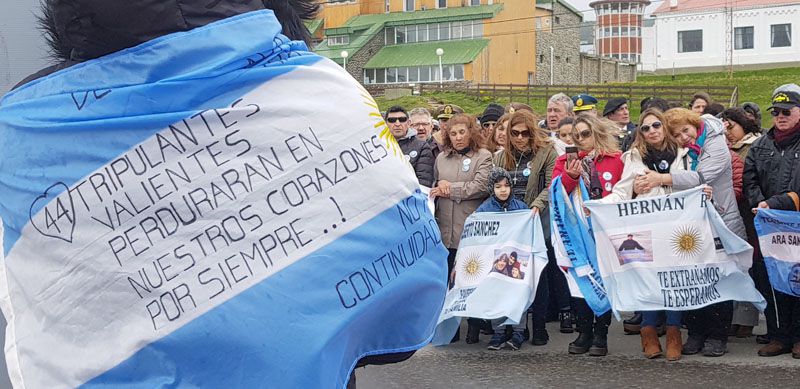 Emotivo homenaje al ARA San Juan