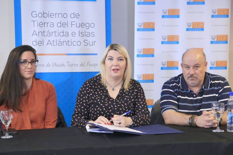 Desde el Gobierno anunciaron “saneamiento” de 300 cargos docentes