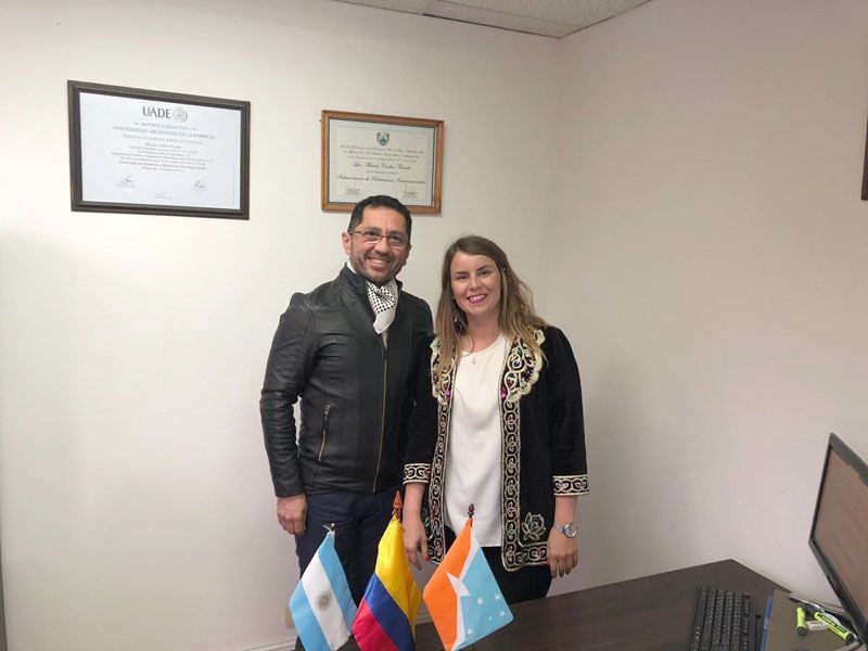 Consulado de Colombia comenzó a atender a residentes