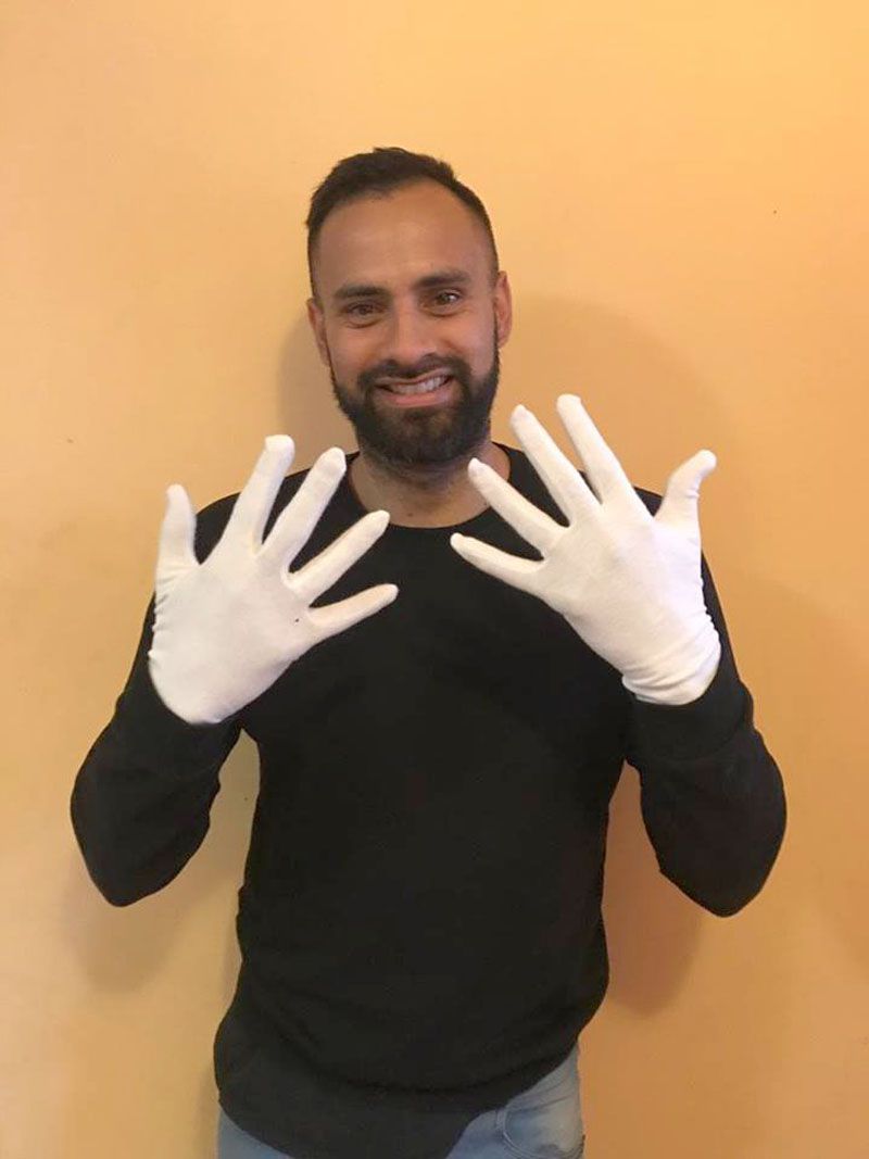 Joven sordo dictará un taller intensivo de Lenguaje de Señas