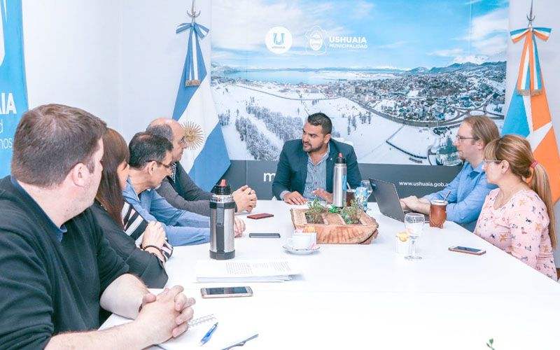 Vuoto se reunió con especialista en ciudades inteligentes