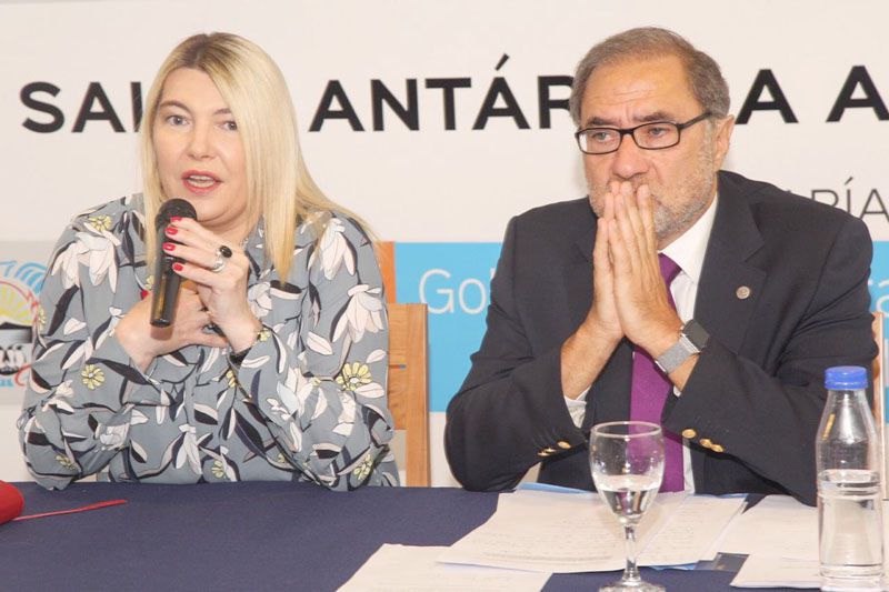 Los acuerdos deberán ser avalados por el Congreso 