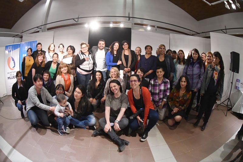 Un millón de pesos para emprendedoras  