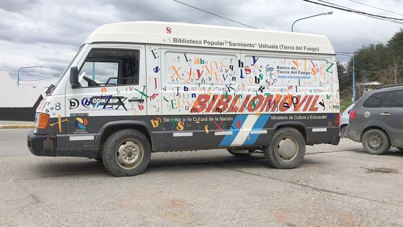 El ‘Bibliomóvil’ acerca la lectura a todos los niños de Ushuaia