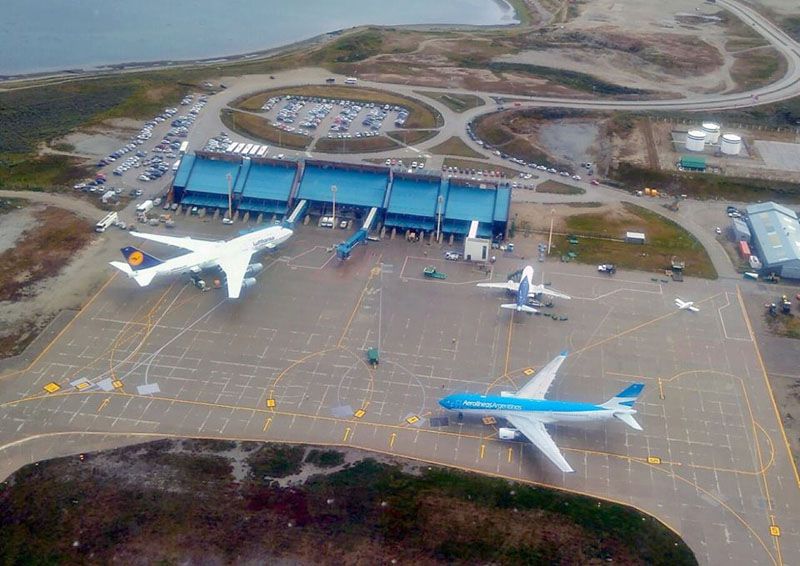 El aeropuerto Malvinas Argentina tuvo récord de pasajeros