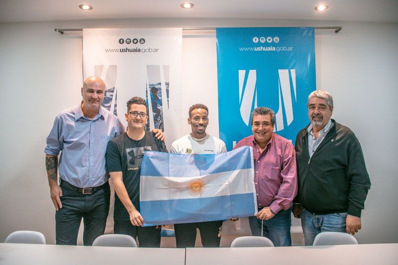 Atleta etíope correrá de Ushuaia a Alaska