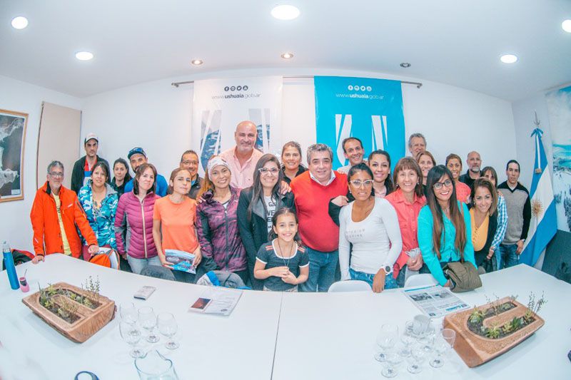 Funcionarios municipales se reunieron con referentes del atletismo de Ushuaia