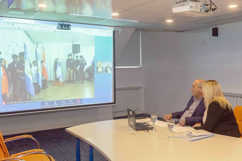La Gobernadora inauguró el ciclo lectivo 2019