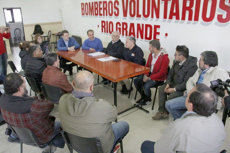 Se firmó el contrato para la obra en la zona de lagunas