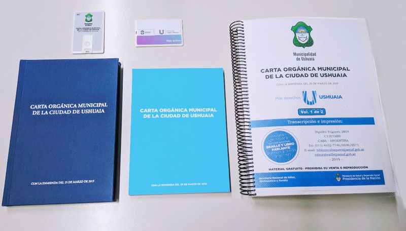 La Municipalidad elaboró las versiones audiolibro y Braille de la Carta Orgánica 