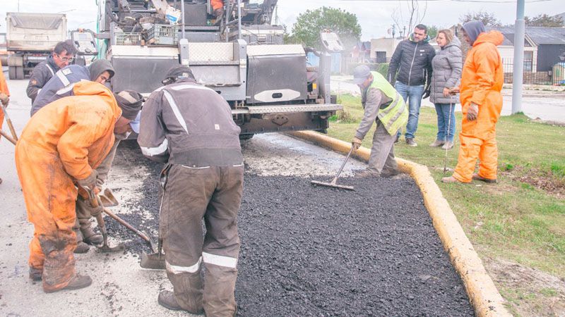Se realizaron trabajos de repavimentación en Hipólito Yrigoyen
