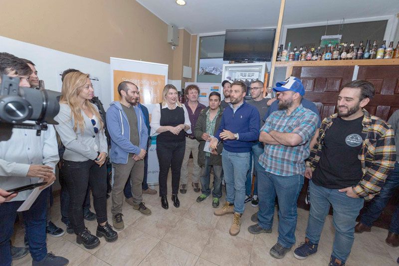 La provincia entregó subsidios para respaldar la producción cervecera