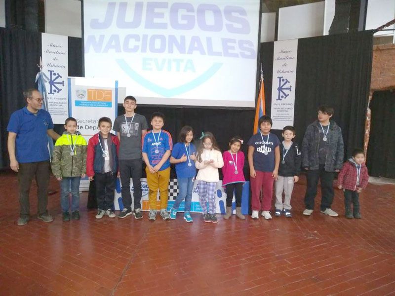 Fique, Lanati y Pre Evita en juego