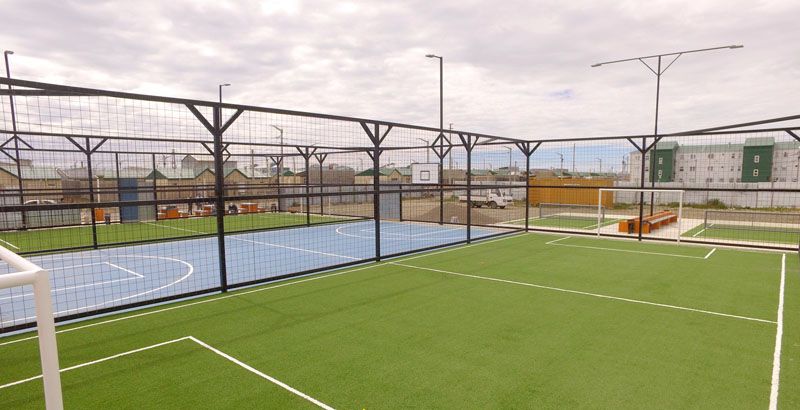 Tres nuevos playones deportivos en la margen sur