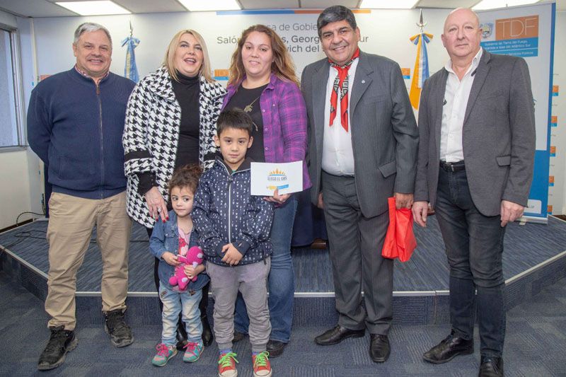 Más vecinos recibieron el subsidio para conectarse a la red de gas natural