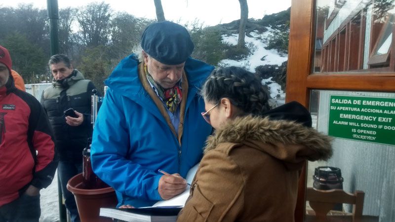 Se presentó “Artifishal”, buscando generar conciencia sobre nuestro Canal Beagle